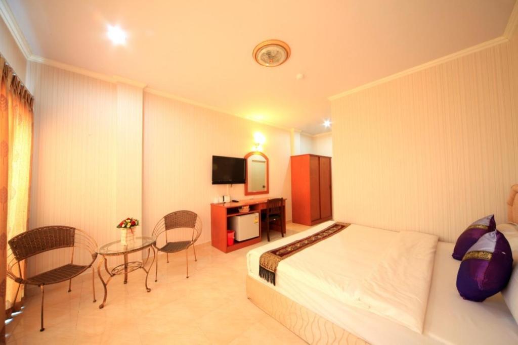 Phitsanulok Orchid Hotel Room photo