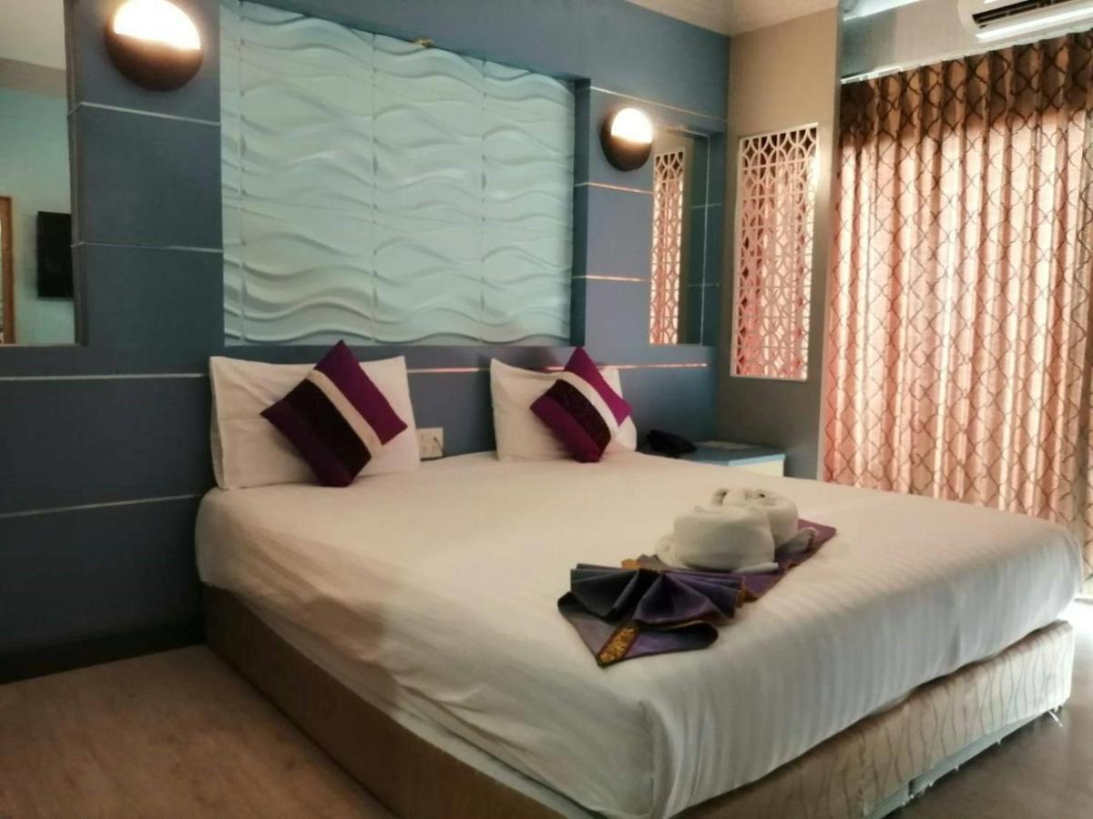 Phitsanulok Orchid Hotel Exterior photo